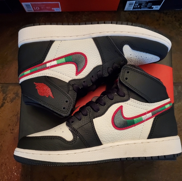 Air Jordan 1 High OG Sport Illustrated A Star Is Born. GS Size 5 - Picture 7 of 11